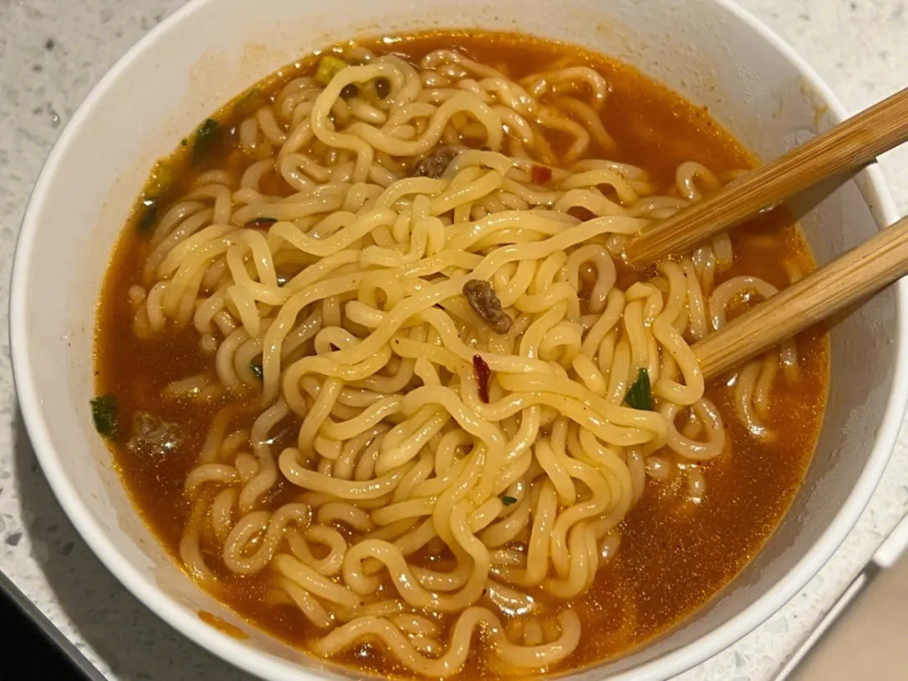 今麥郎品牌營(yíng)銷策劃分析